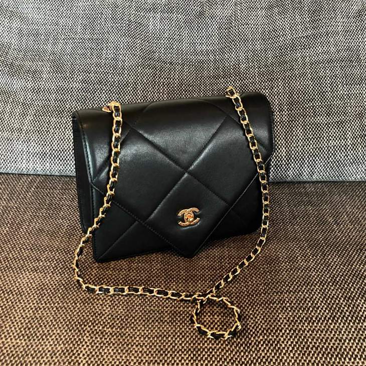 Picture of Chanel Handbags _SKUfw239877995fw